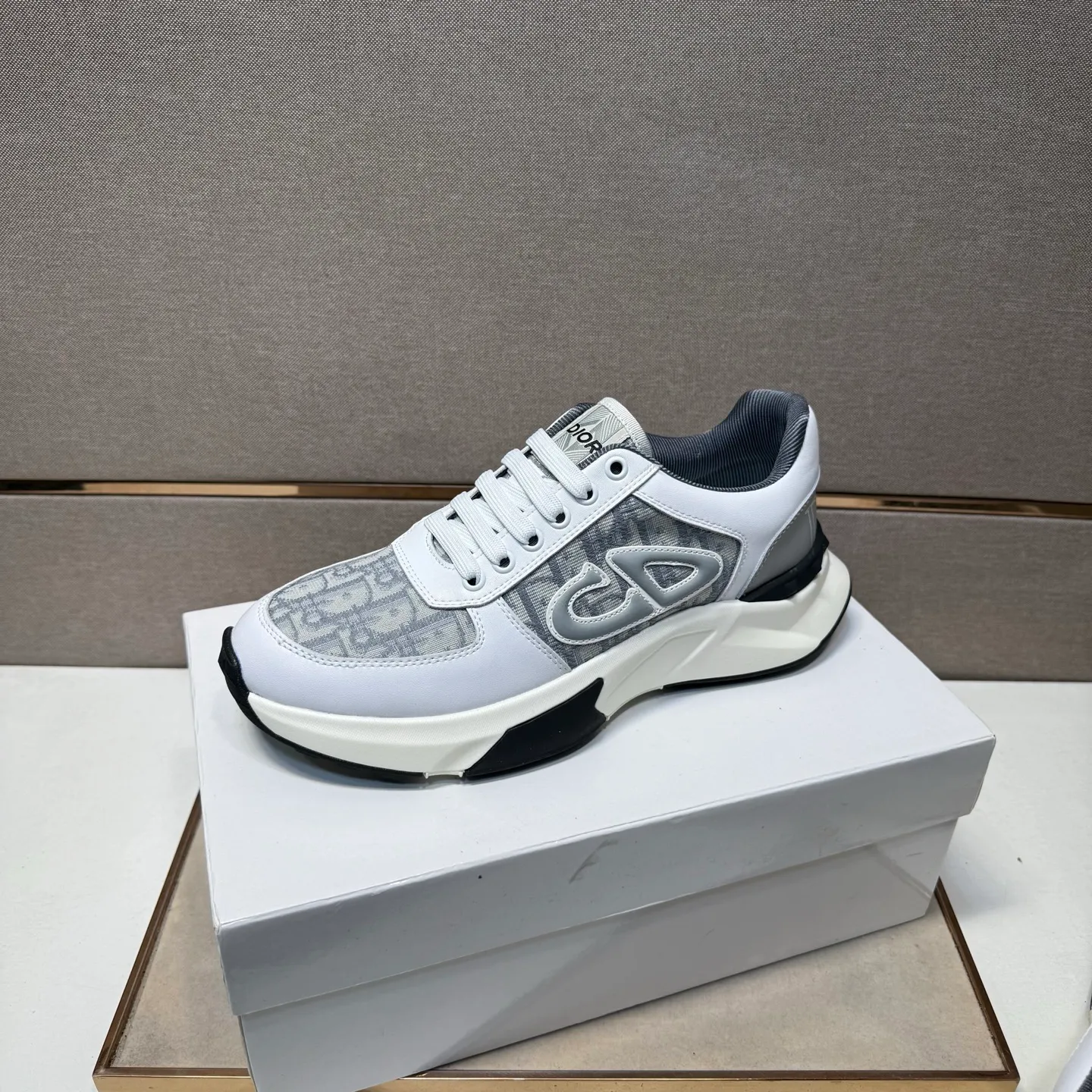 ⬛️Men's shoes💰p442 [Dior~] Men's casual shoes 2025z cabinet sales simultaneously 🔶Size: 38-44#️⃣ 🔷2 colors🔜The upper is made of multi-material splicing➕Mesh lining, comfortable and breathable, sole: original comfortable and wear-resistant outsole, ⚠️real thing📱photographed🎬real thing is better📢📢📢